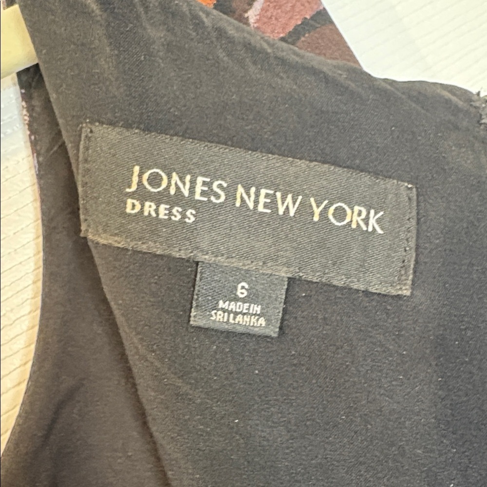 ⭐️ Jones New York Brown and Black Patterned Dress - size 6 - Picture 2 of 11